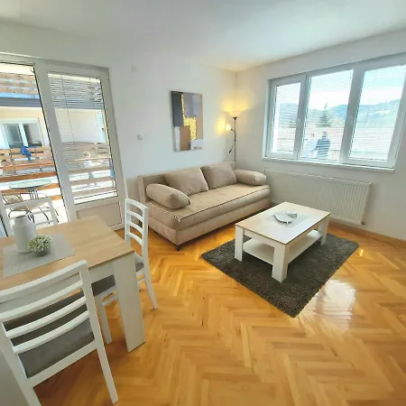 Tarsko Jezero Nova Vezanja Appartement